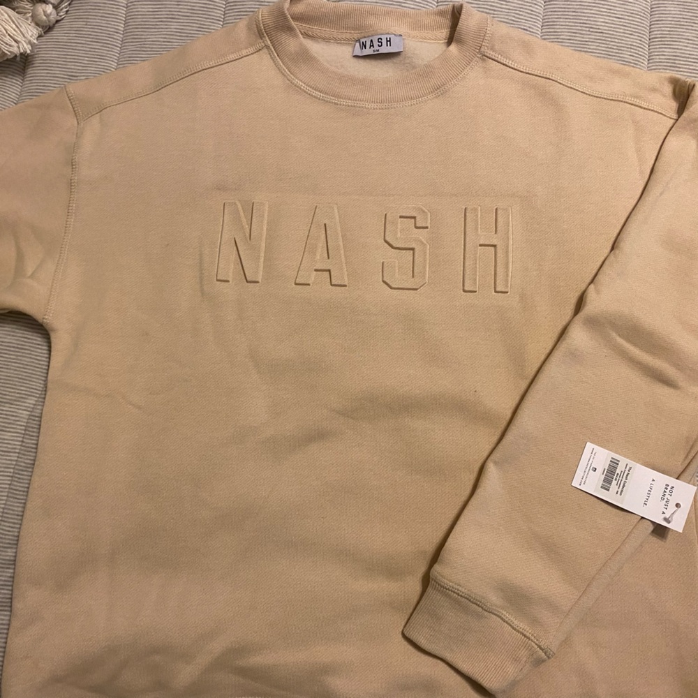NASH collective crew neck
